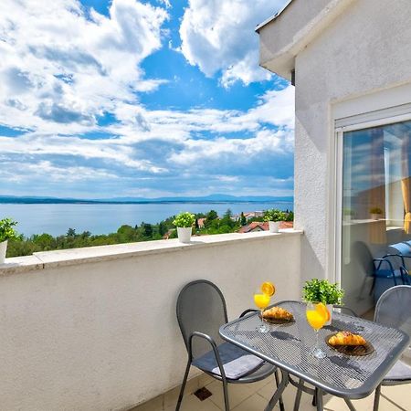 Apartment Tia Crikvenica Exterior photo